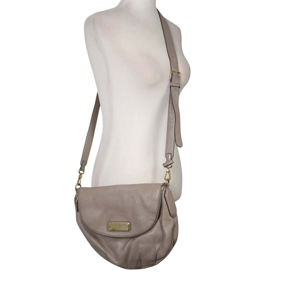 Marc by Marc Jacobs Natasha Taupe Tan Leather Crossbody Bag Purse